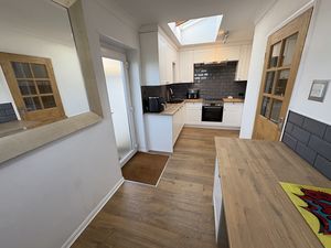 Photo 7- click for photo gallery